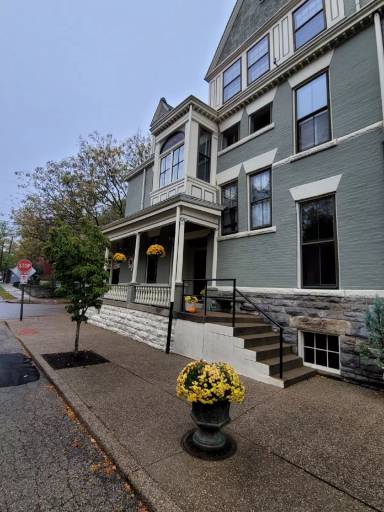 Main picture of 530 Garrard St