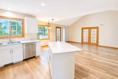 Main picture of 2607 Tuxedo Ln NW