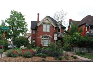 Main picture of 2154 N Lafayette St