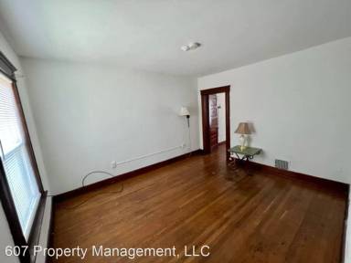 Main picture of 10 Livingston St