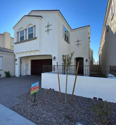 Main picture of 265 E Balsam Dr