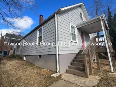 Main picture of 4019 Michigan Ave NW