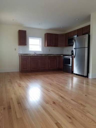 Main picture of 70 W Coit St