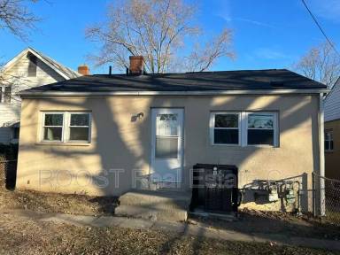 Main picture of 1877 Agler Rd