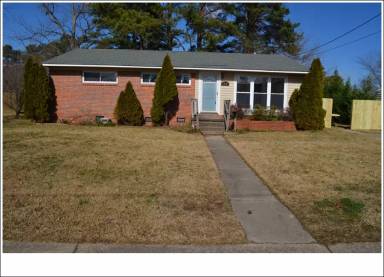 Main picture of E Malden Avenue