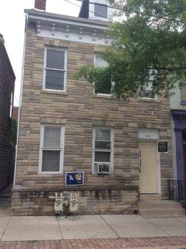 Main picture of 307 W King St