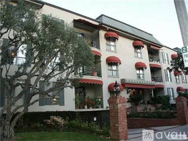 Main picture of 330 South Mentor Avenue - 206