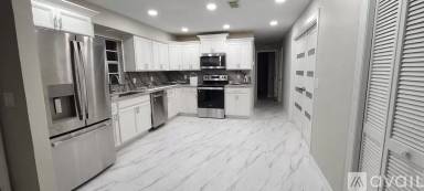 Main picture of 857 Brimfield Ct