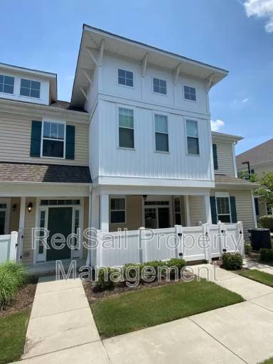 Main picture of 1008 Celia Ct Hampton, VA 23666-4171