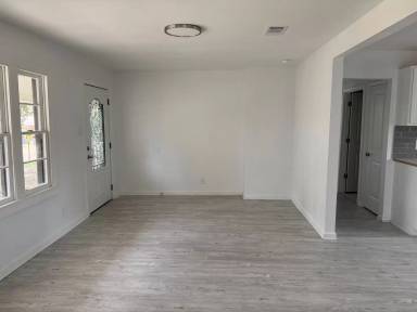 Main picture of 128 Country Club Cir