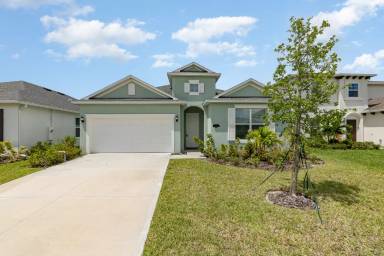 Main picture of 546 Kylar Dr NW