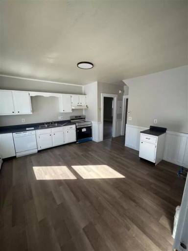Main picture of 11 Green St