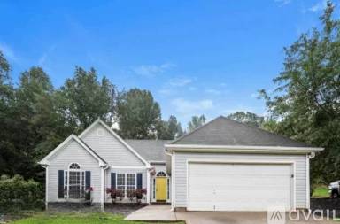 Main picture of 660 Rosebud Ln
