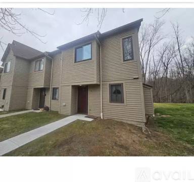 Main picture of 135 Village Square Dr