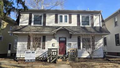 Main picture of 826 Nuttman Ave