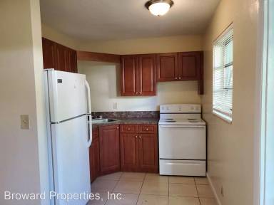 Main picture of 419 SE 19th St