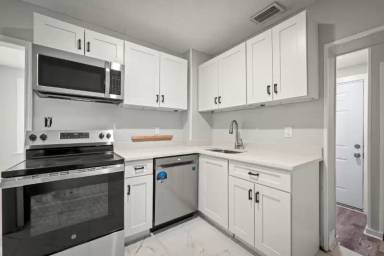 Main picture of 3524 Boulevard