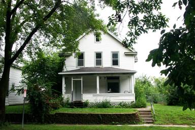 Main picture of 287 Sidney St E