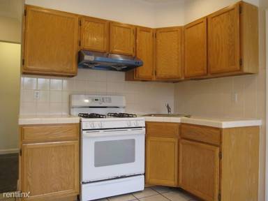 Main picture of 926 Huron Ave