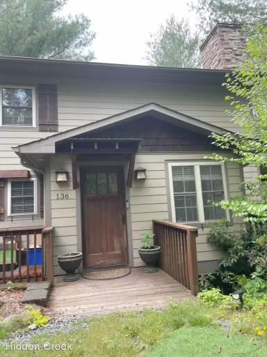 Main picture of 136 Blue Spruce Trl