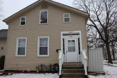 Main picture of 402 E. Second St. *EPM* - 3
