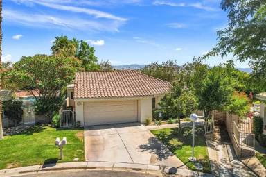 Main picture of 43250 Via Magellan Dr