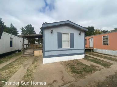 Main picture of 302 E Purdue St Mobile Homes