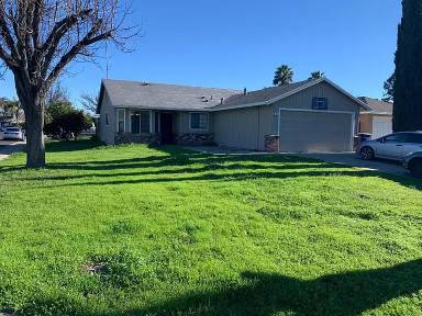 Main picture of 700 Lacross Ct