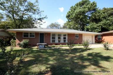 Main picture of 409 Karter St NW