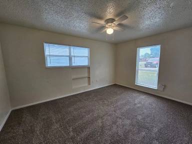 Main picture of 110 Muleta Dr