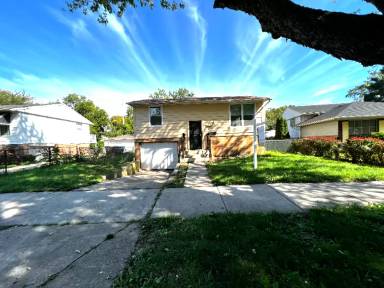 Main picture of 13229 S Rhodes Ave