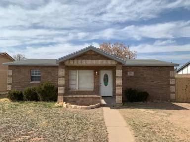 Main picture of 904 Howard Dr