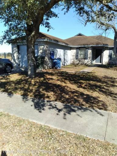 Main picture of 1202 Calle San Miguel
