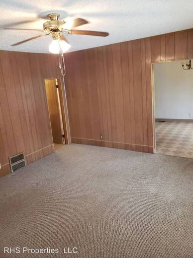 Main picture of 416 7th St NW