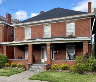 Main picture of 1022 10th Street, Huntington, WV  25701 - 3