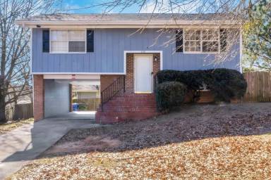 Main picture of 4076 Doster Dr SW