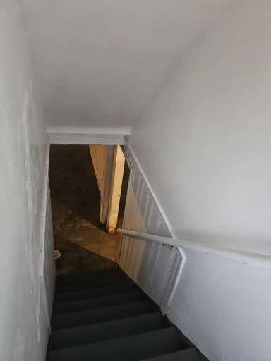 Main picture of 5766 Bluehill St