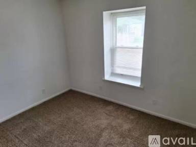 Main picture of 109 N Sale St