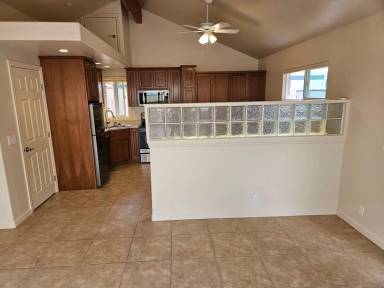 Main picture of 337 Las Vegas St