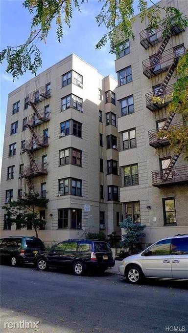 Main picture of 2962 Decatur Ave