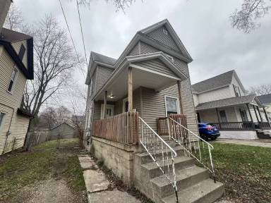 Main picture of 1311 Ashland Ave NE