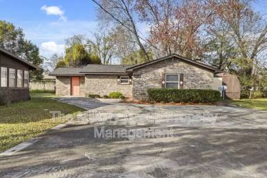 Main picture of 5615 Atlee Ave