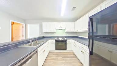 Main picture of 491 Connemara Trl