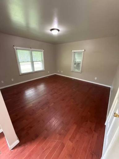 Main picture of 802 Wright Ave