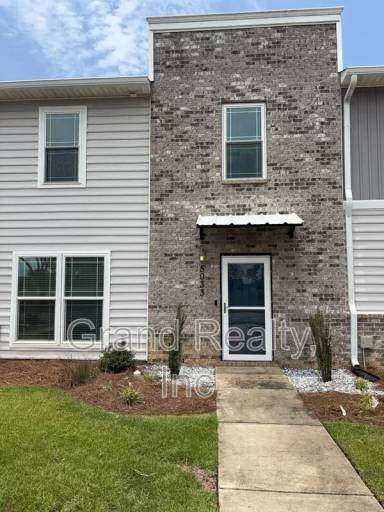 Main picture of 5033 Peach Dr