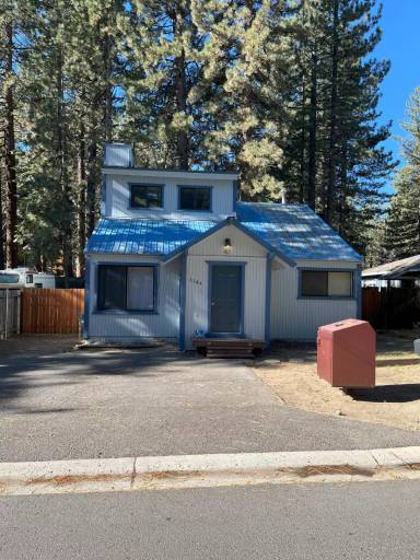 Main picture of 1144 Martin Ave
