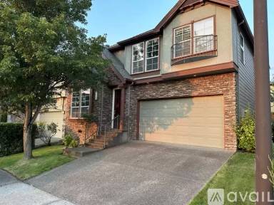 Main picture of 4614 NW Oxbridge Dr