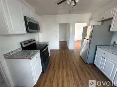 Main picture of 48 Kenwood St
