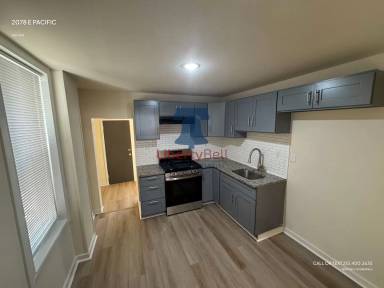Main picture of 2078 E Pacific St