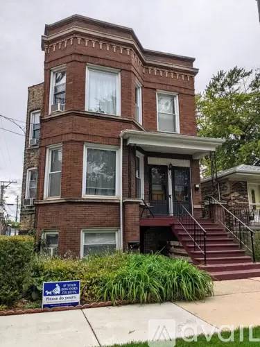 Main picture of 3214 N Kostner Ave